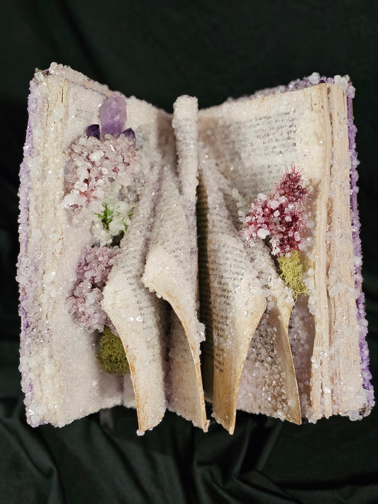 Thousand and One Nights (1952) - crystalized vintage book