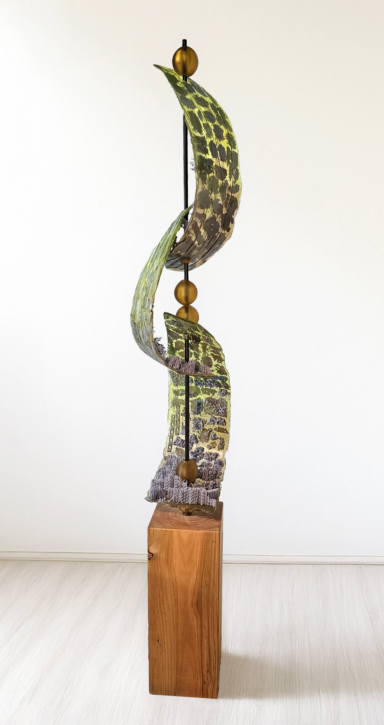 After the Species: Totem 01