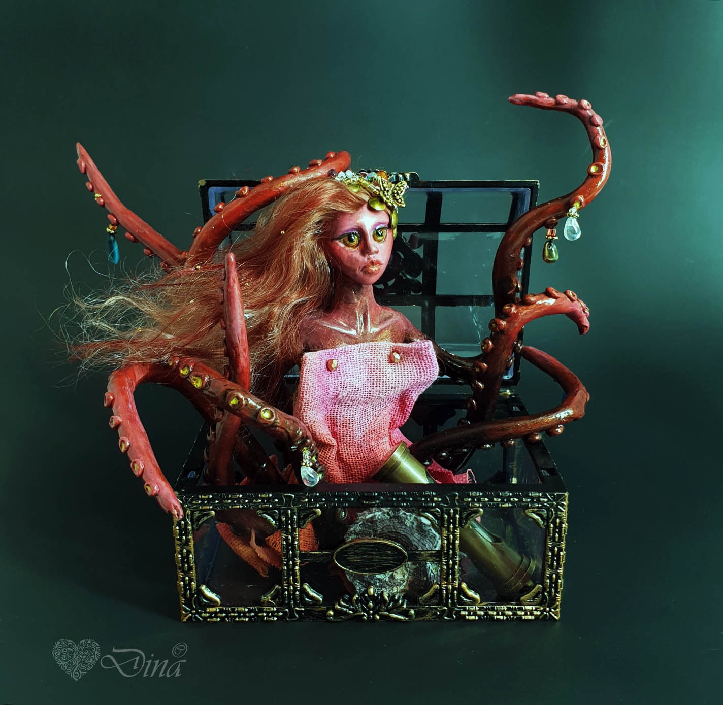 Sculpture - Octopus red - fantasy OOAK art doll in jewelry box